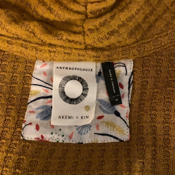 ANTHROPOLOGIE AKEMI + KIN WOODRUFF TOP - Picture 10 of 11